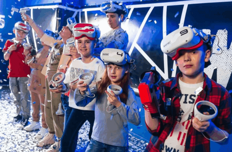 Лучший день рождения в Пензе для детей 8-14 лет: захватывающие VR-приключения в клубе Warpoint с отзывами мам и полной безопасностью